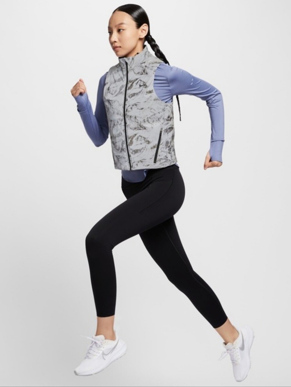 Nike Swift Women's Therma-FIT ADV Reflective Running Vest sizeXS new